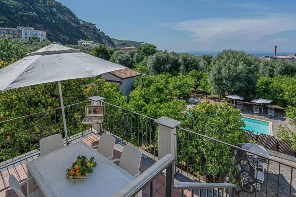 Апартаменты Casa Gege', For Up To 5 Guests, Shared Pool, Sorrento Center Экстерьер фото
